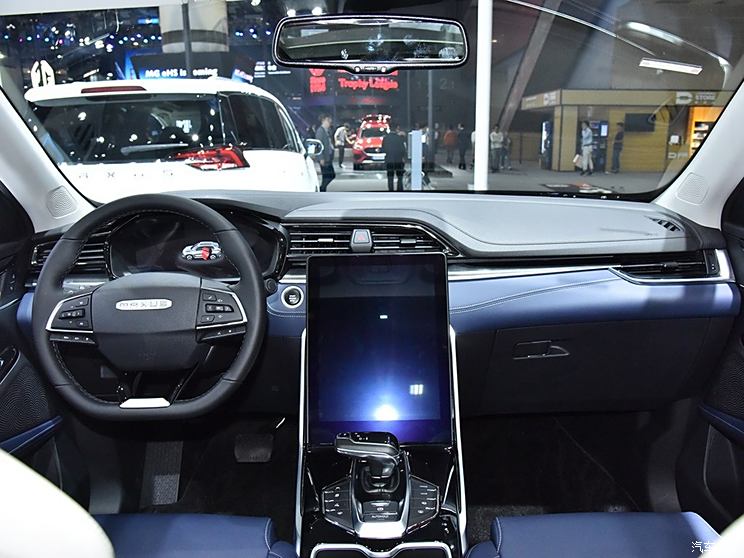 SAIC MAXUS EUNIQ 6 2019, trial vehicle