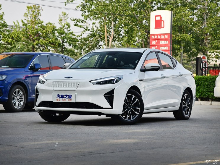 Jianghuai Automobile, Jianghuai iC5 2020, Deluxe Urban Edition