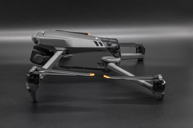 DJI's new UAV Mavic 3 Classic evaluation: more cost-effective.