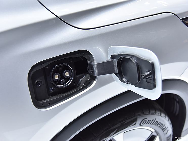 SAIC MAXUS EUNIQ 6 2019, trial vehicle
