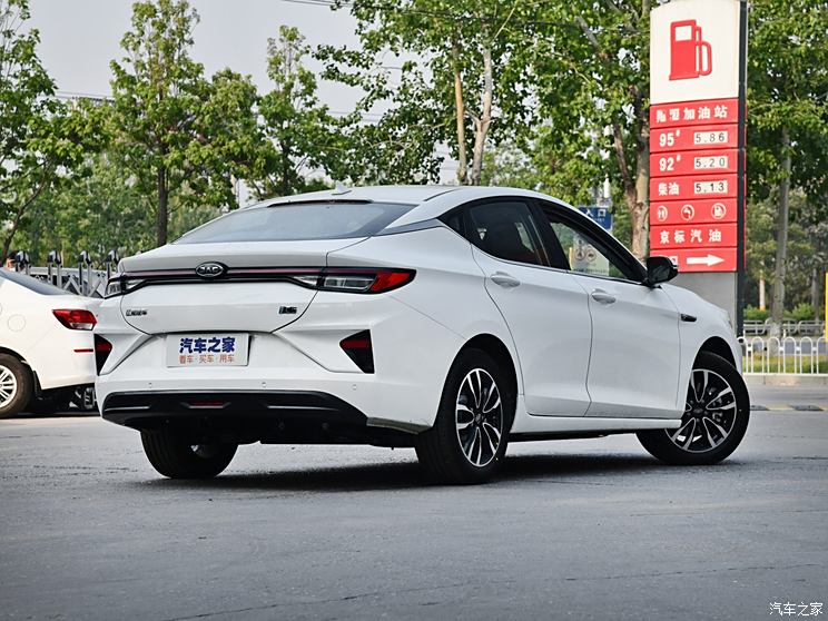 Jianghuai Automobile, Jianghuai iC5 2020, Deluxe Urban Edition