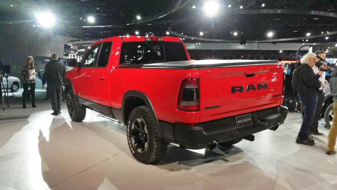 2018 north american auto show: Dodge's new Ram 1500 debut.